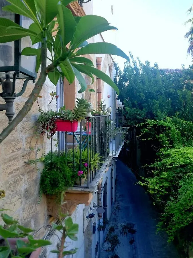 *** Guest house Arimatea Accommodations Palermo Italy