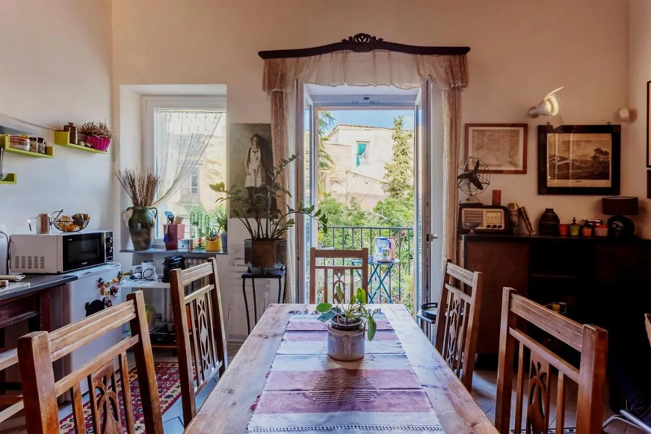 Arimatea Accommodations Palermo 3*,