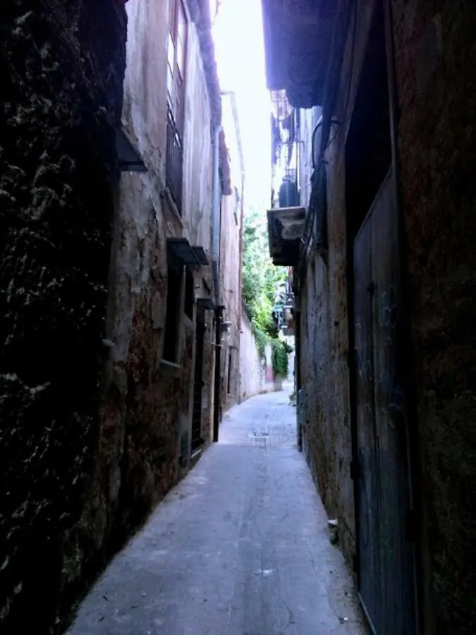 Arimatea Accommodations Palermo 3*,